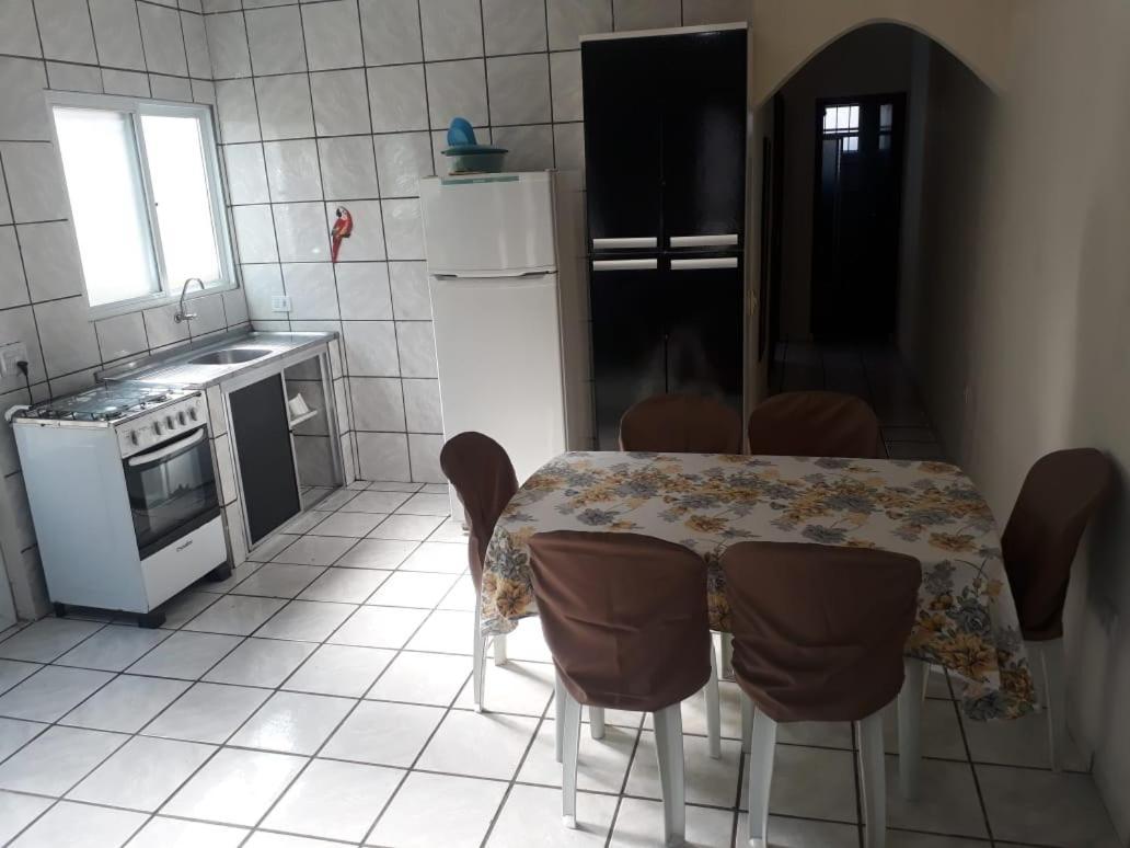Casa Condominio 250M Praia Maranduba Wifi Churrasqueira Ubatuba Buitenkant foto